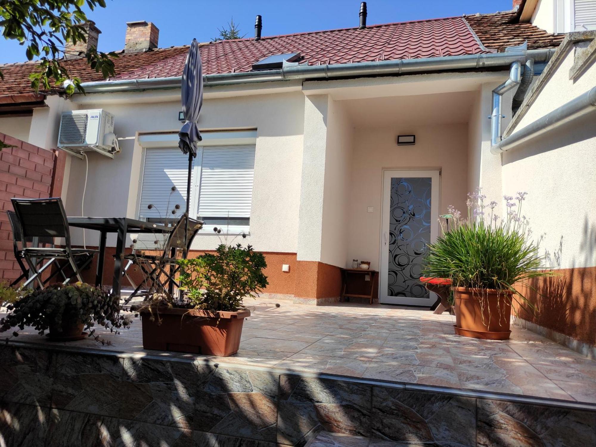 Mohács Blankapartman מראה חיצוני תמונה